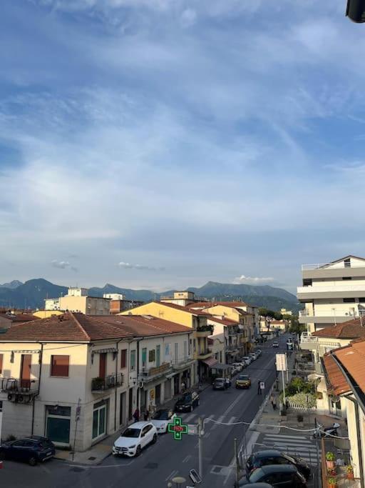 Appartamento Marco Polo Viareggio Bagian luar foto