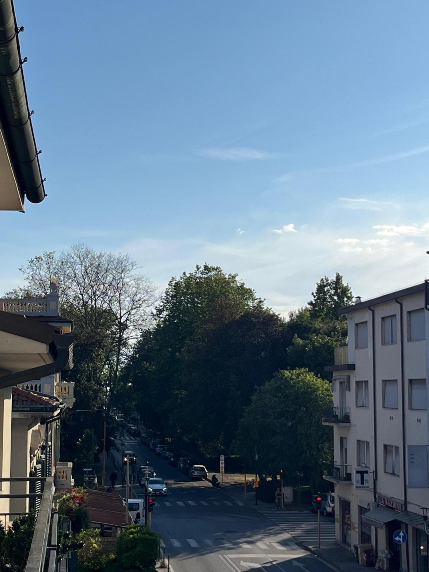 Appartamento Marco Polo Viareggio Bagian luar foto